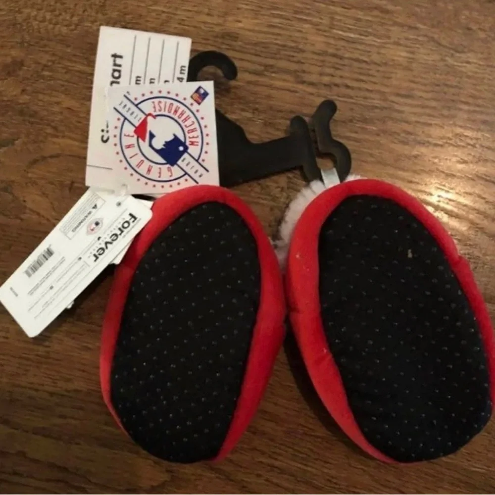 STL Cardinals MLB 6/9 Months New Slipper baseball